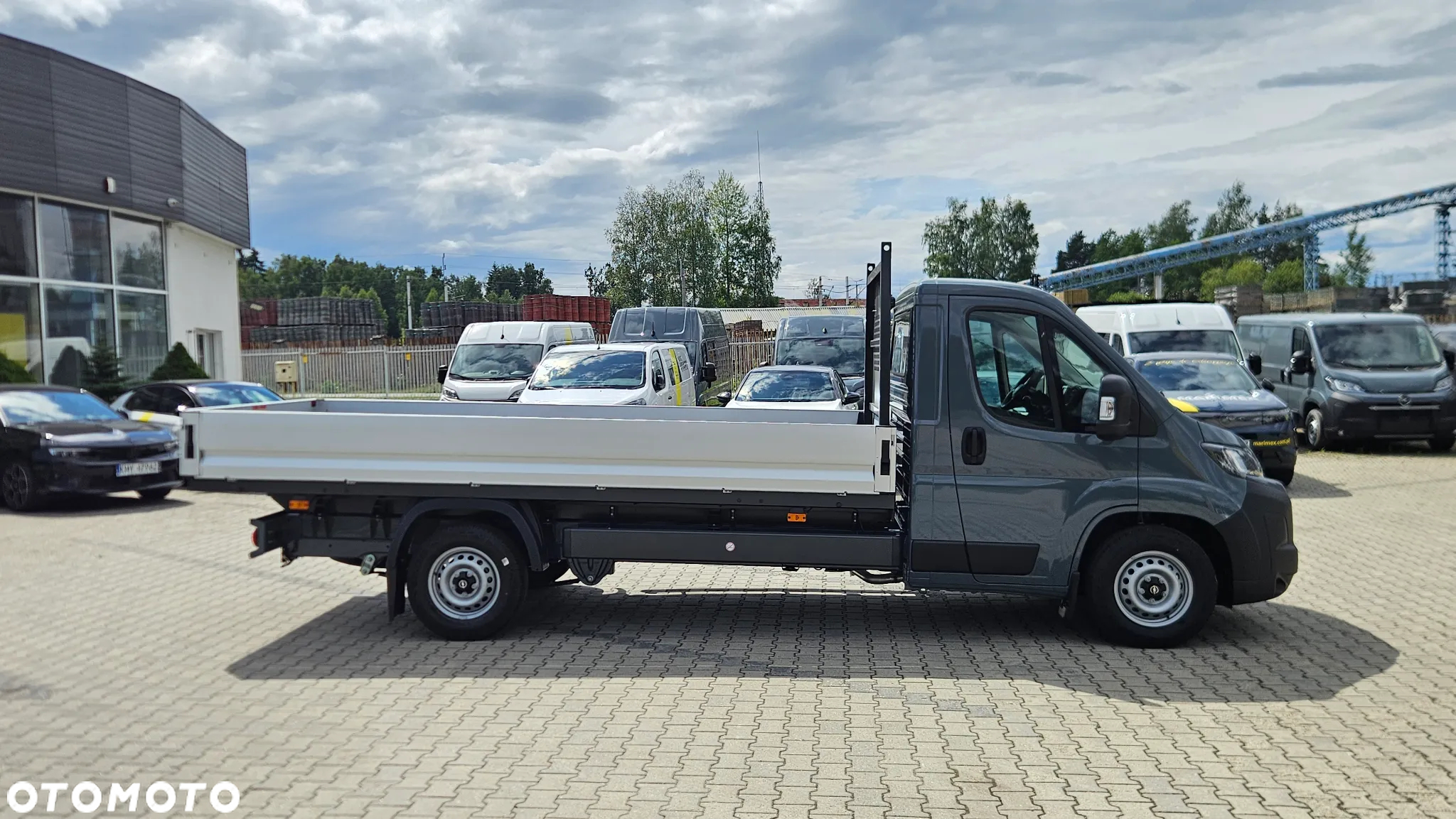Opel Movano - 16