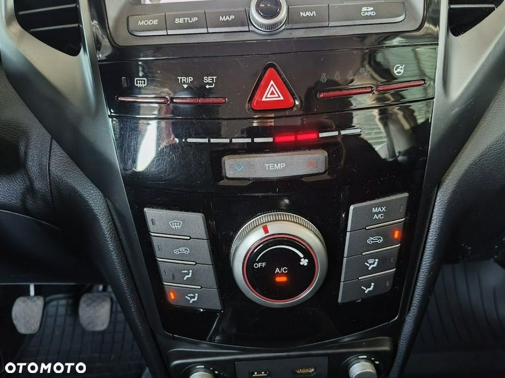 SsangYong/KGM XLV - 21