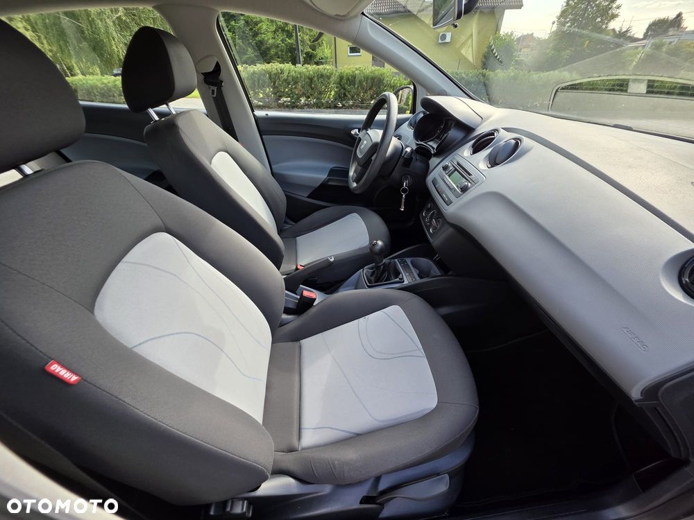 Seat Ibiza 1.4 16V Reference - 9