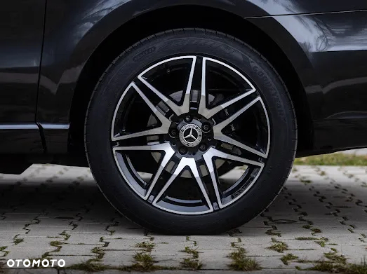 Mercedes-Benz Klasa V 300 d 4-Matic 9G-Tronic Exclusive (d³ugi) - 18