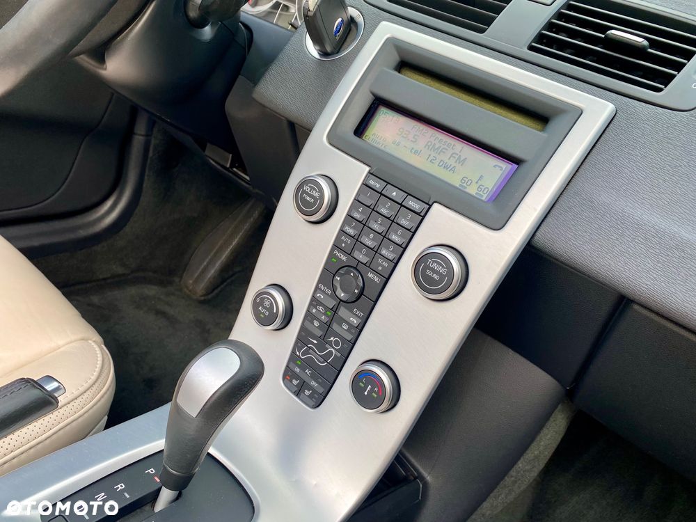 Volvo C70 T5 Summum - 25