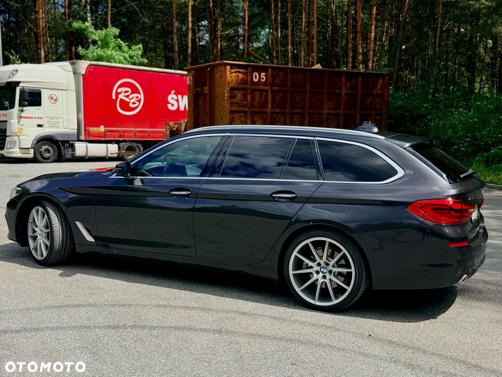 BMW Seria 5 520d xDrive Luxury Line sport - 21