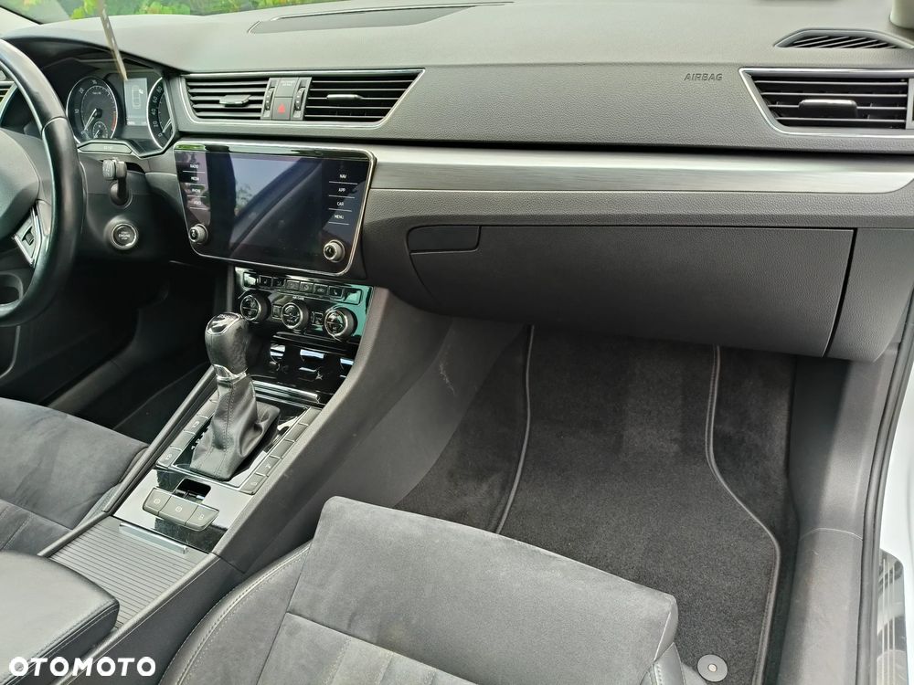 Skoda Superb 2.0 TDI Ambition DSG - 13