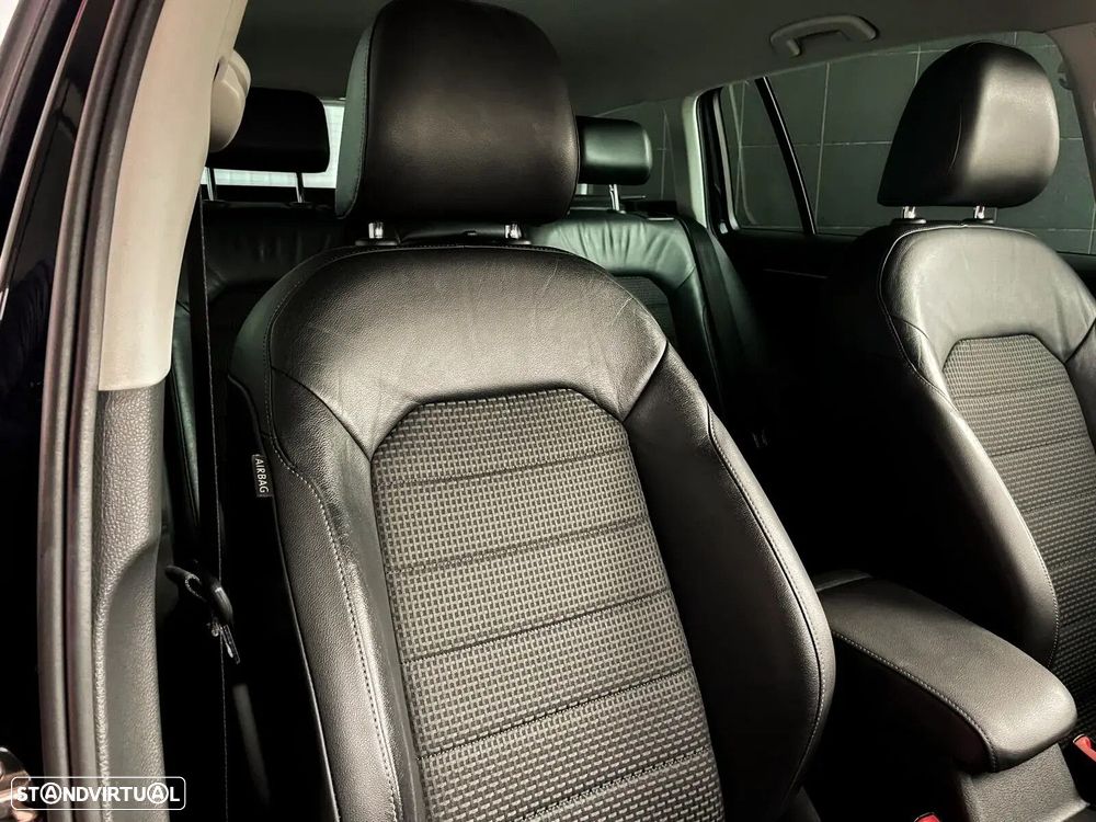 VW Golf Variant 1.6 TDi GPS Edition - 24