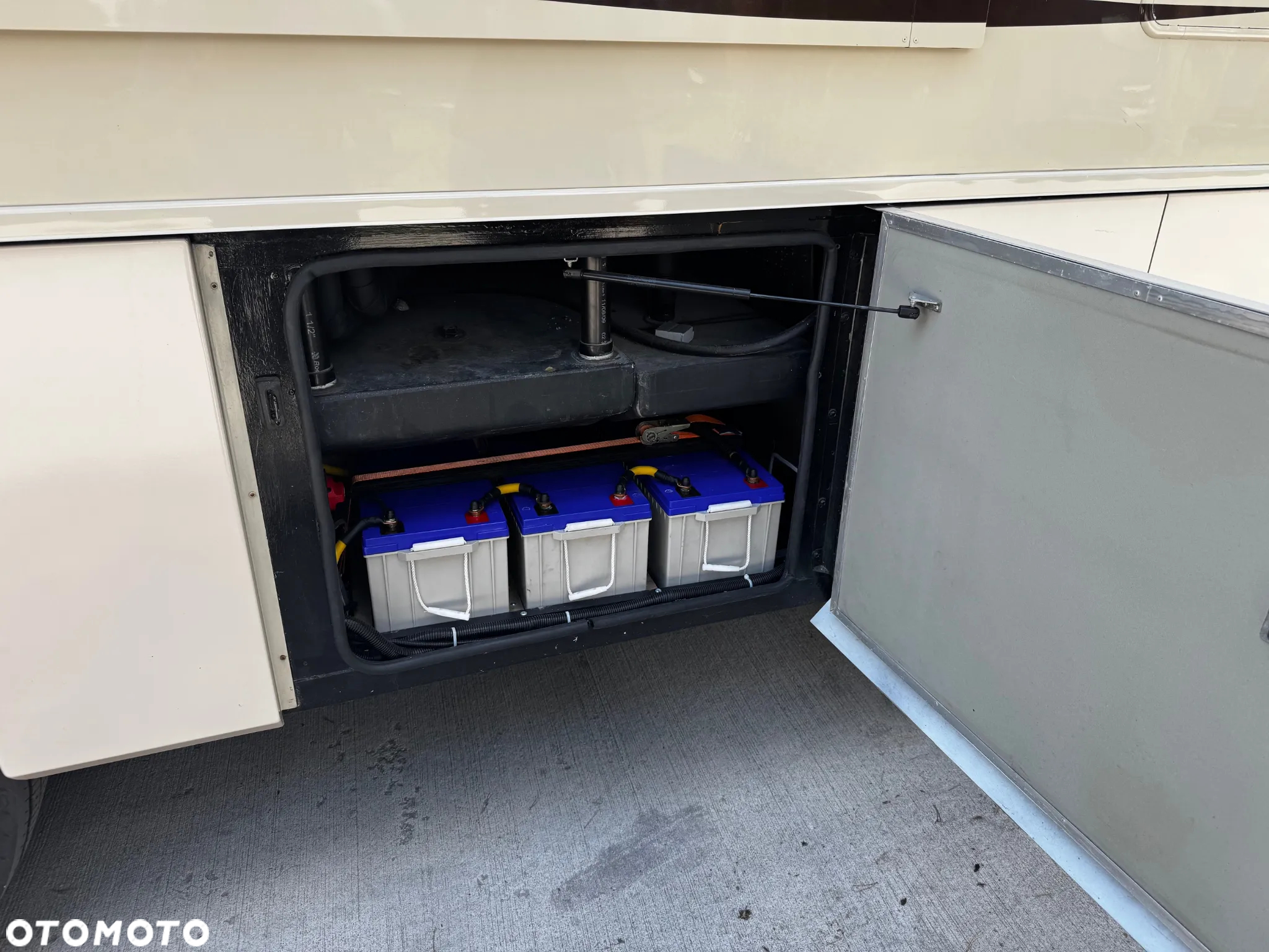 Inny Holiday Rambler Neptune 40 PBT - 6