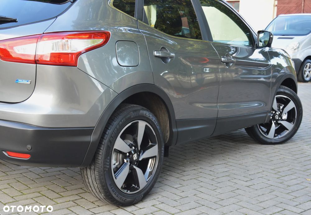 Nissan Qashqai - 10