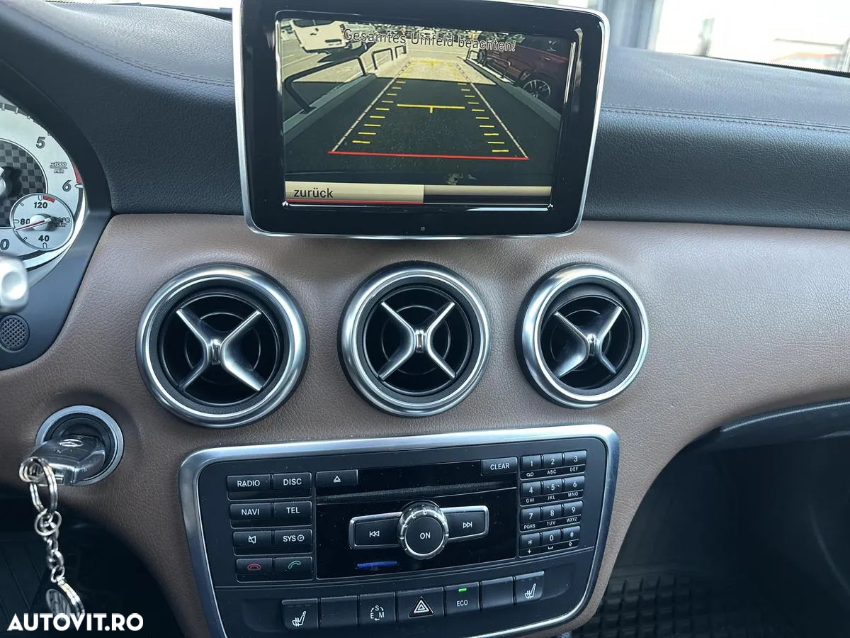 Mercedes-Benz A 220 CDI (BlueEFFICIENCY) 7G-DCT - 17