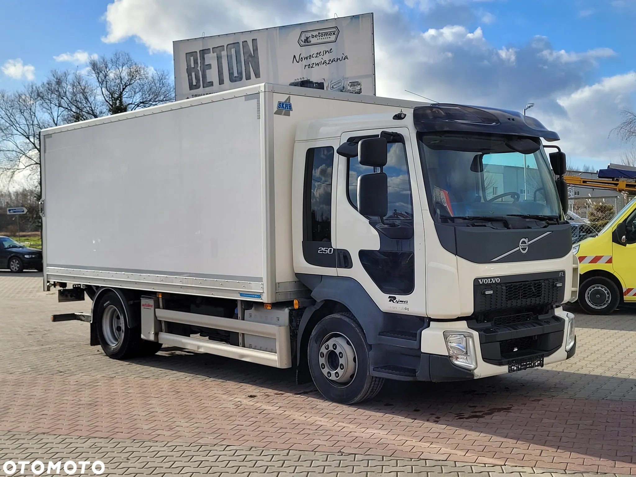 Volvo FL 4x2 - 7