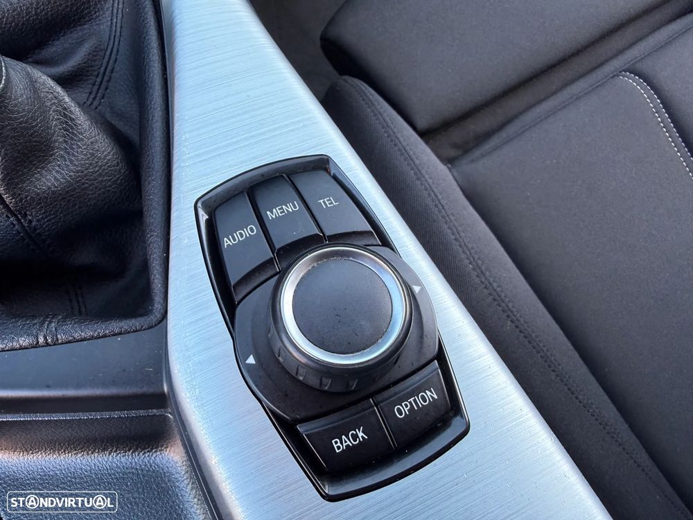 BMW 116 d EDynamics Line Sport - 28