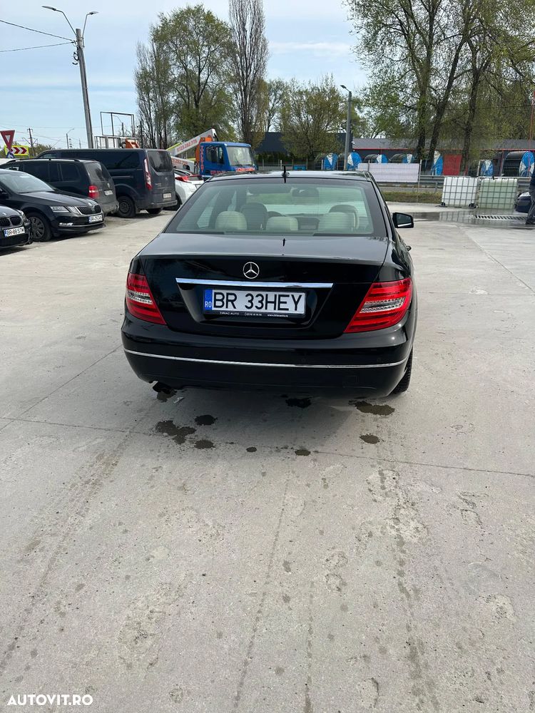 Mercedes-Benz C 200 CDI DPF (BlueEFFICIENCY) 7G-TRONIC Avantgarde - 9