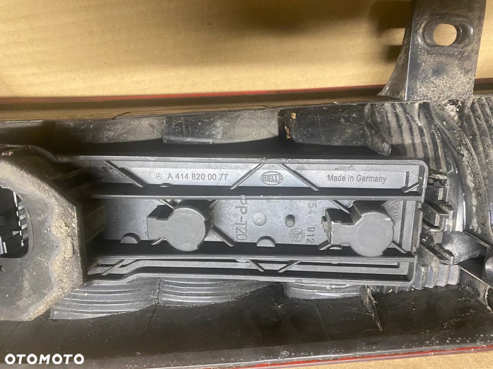 LAMPA TYLNA PRAWA MERCEDES VANEO W414 A4148200064 - 10