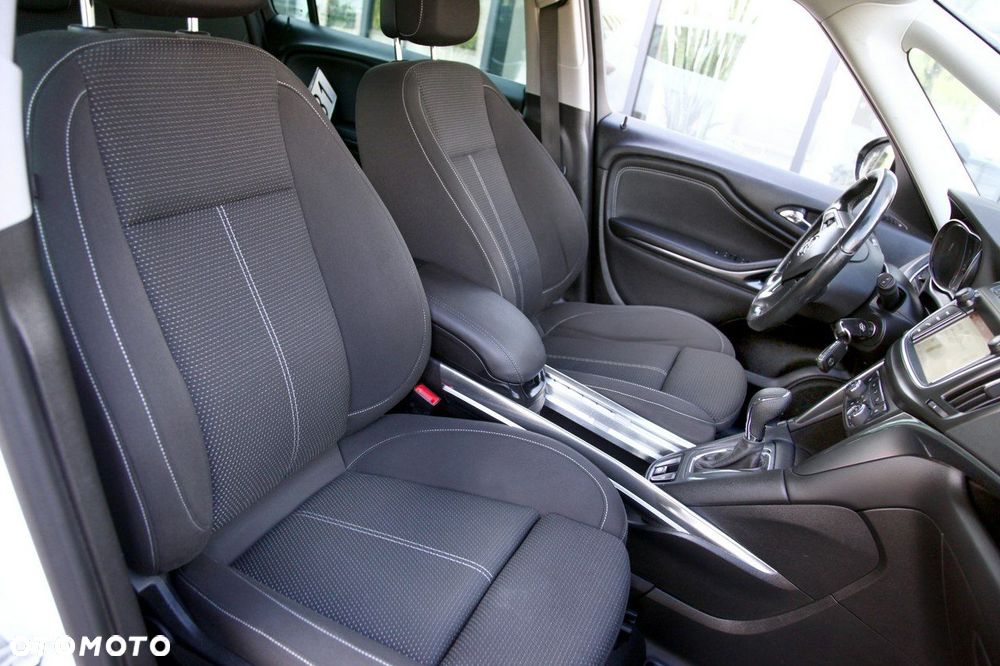 Opel Zafira 2.0 CDTI Plus - 16