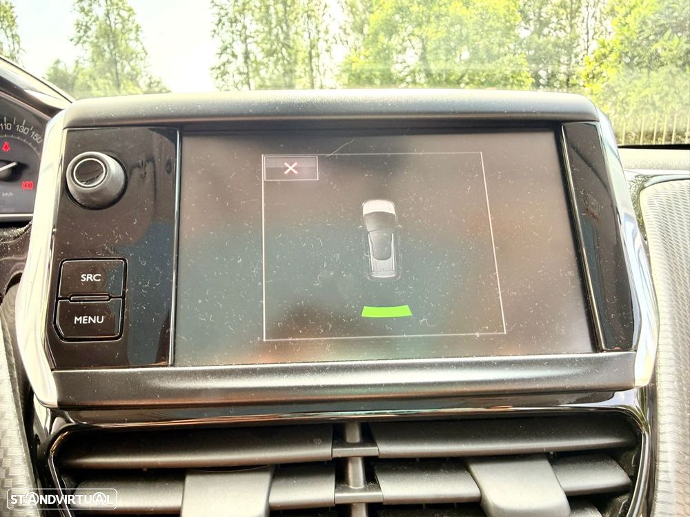 Peugeot 2008 1.2 PureTech Crossway - 32