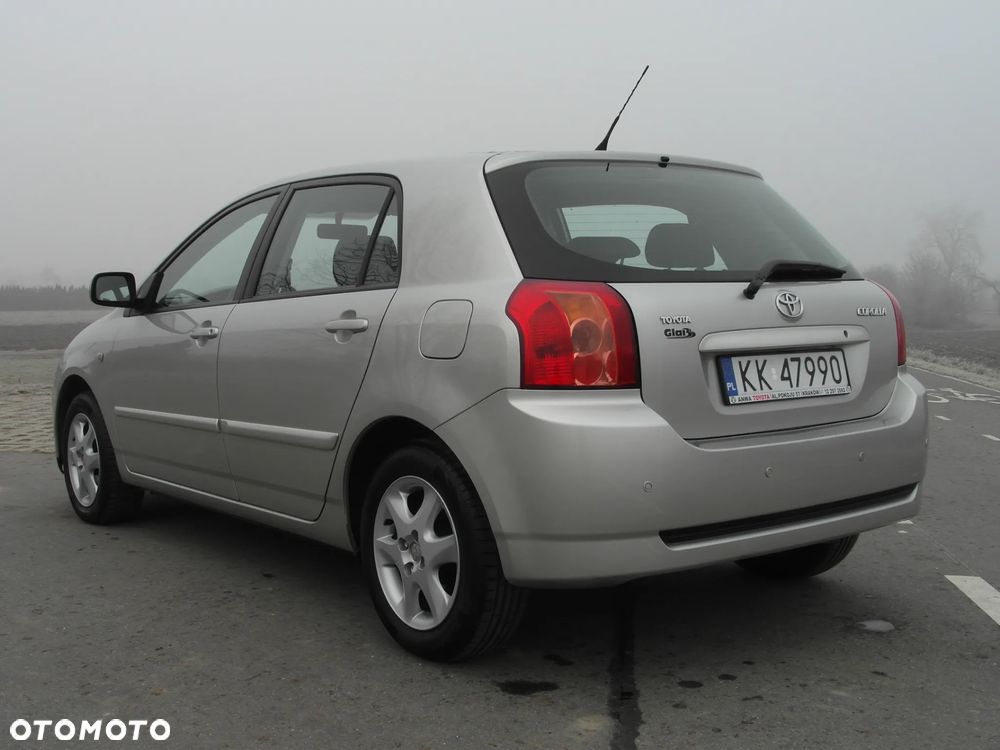 Toyota Corolla 1.6 VVT-i Automatik Executive - 11