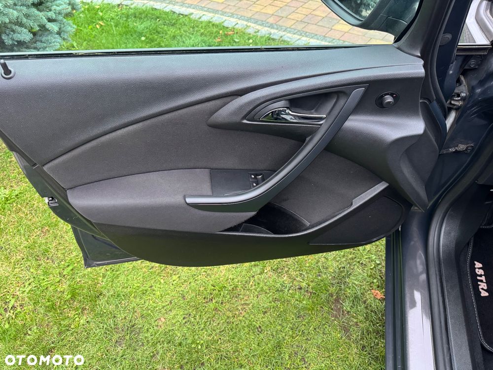 Opel Astra 1.4 Turbo Design Edition - 17