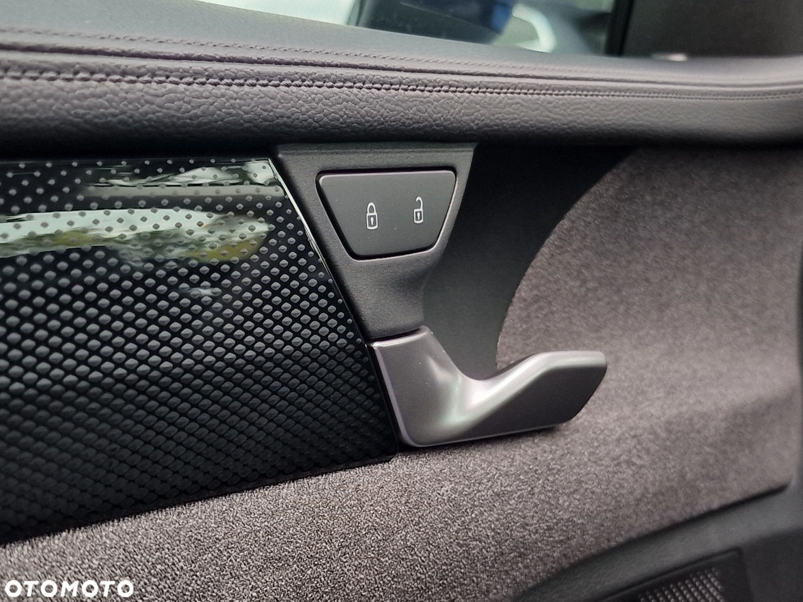 Volkswagen Passat 1.5 TSI eHybrid PHEV Business DSG - 23