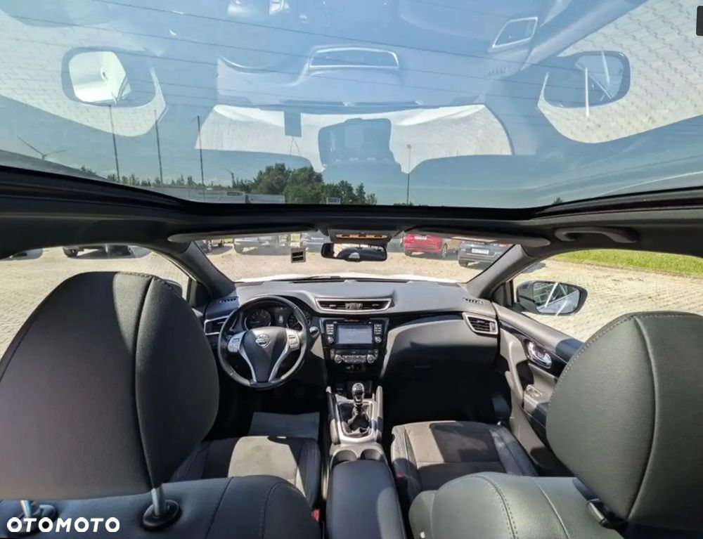Nissan Qashqai 1.6 DIG-T N-Vision - 25
