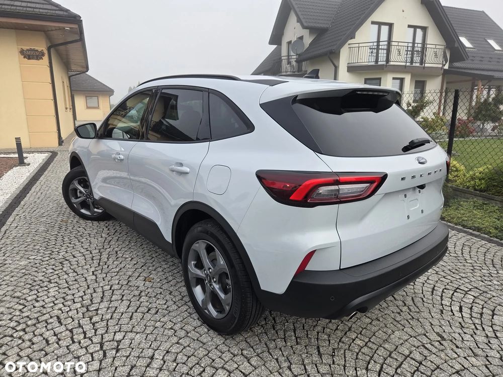 Ford Kuga - 19