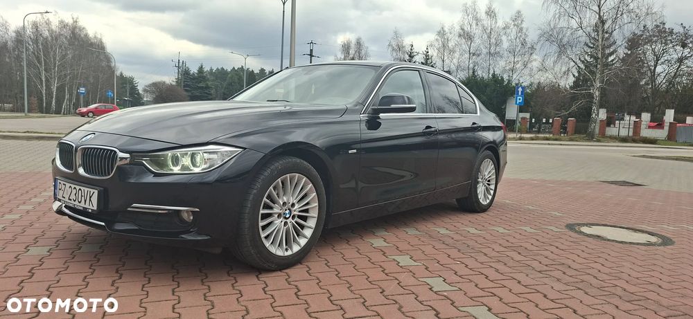 BMW Seria 3 320d xDrive Luxury Line - 2