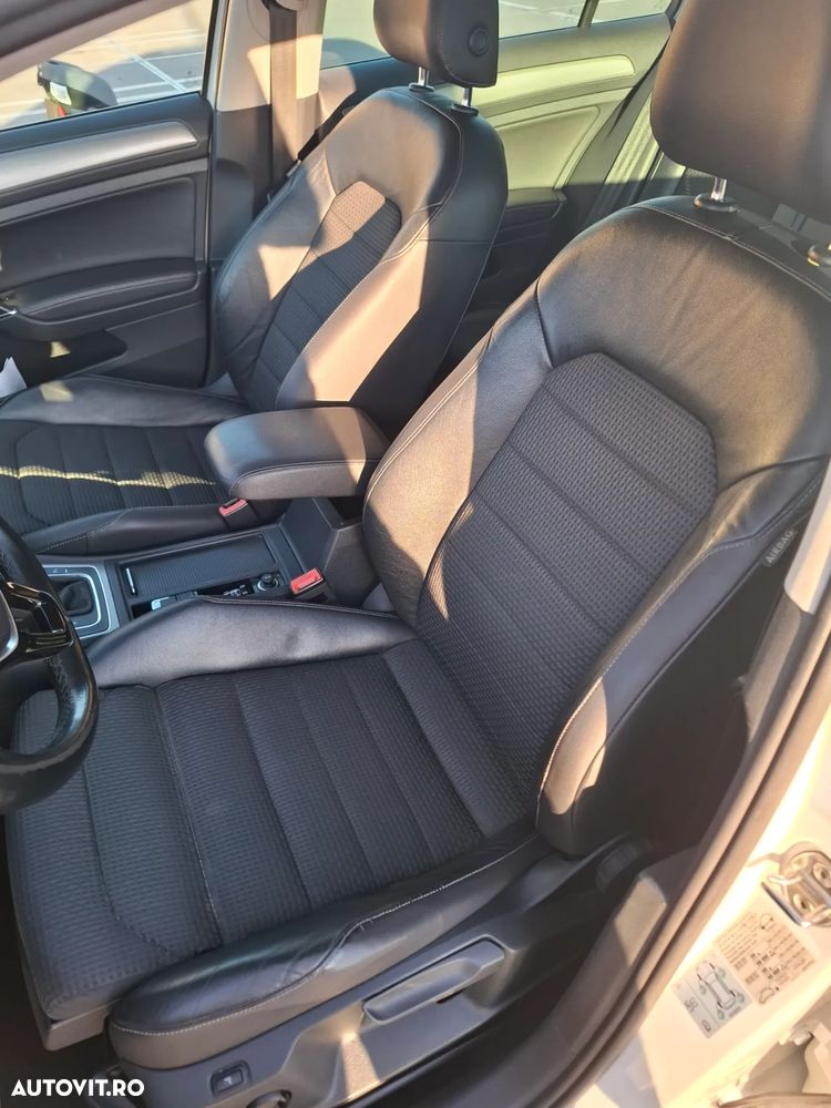 Volkswagen Golf 2.0 TDI (BlueMotion Technology) DSG Highline - 13