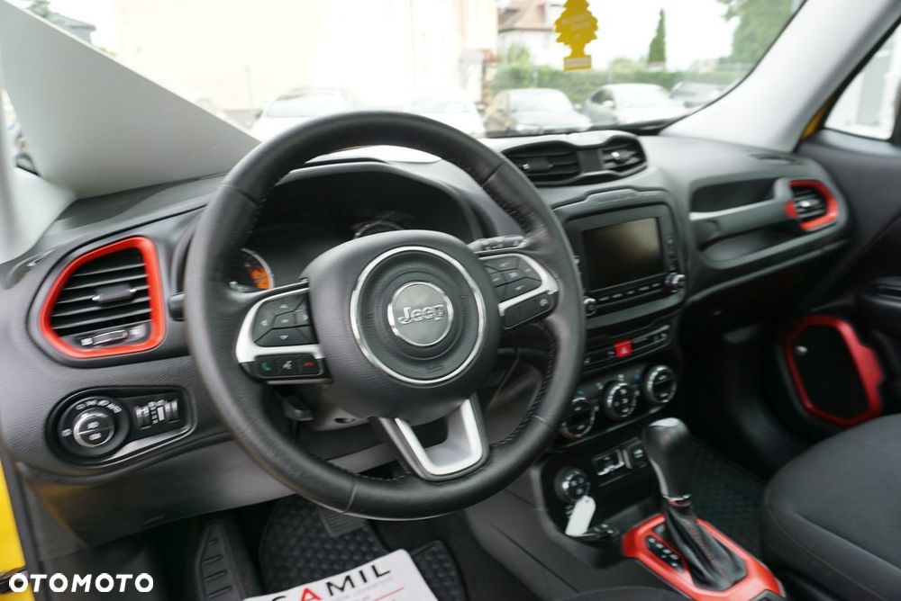 Jeep Renegade - 17