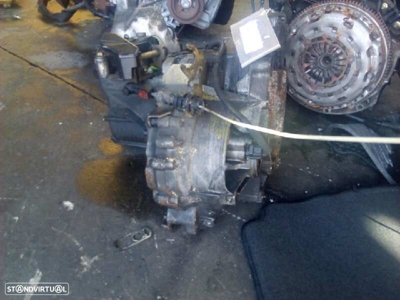CAIXA VELOCIDADES FORD MONDEO III SEDAN 2002 - 2