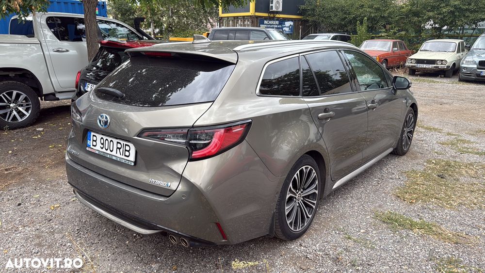Toyota Corolla 2.0 HSD Exclusive Plus GR Sport Bi-Tone - 8