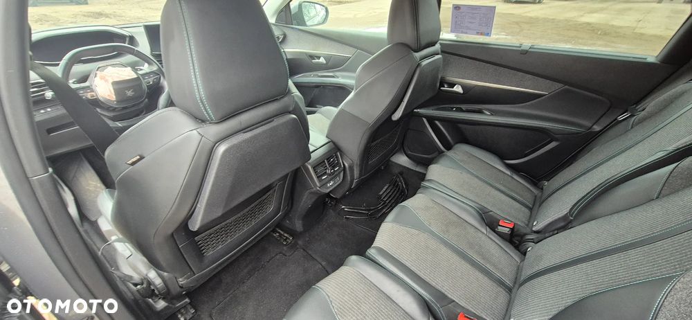 Peugeot 5008 - 19