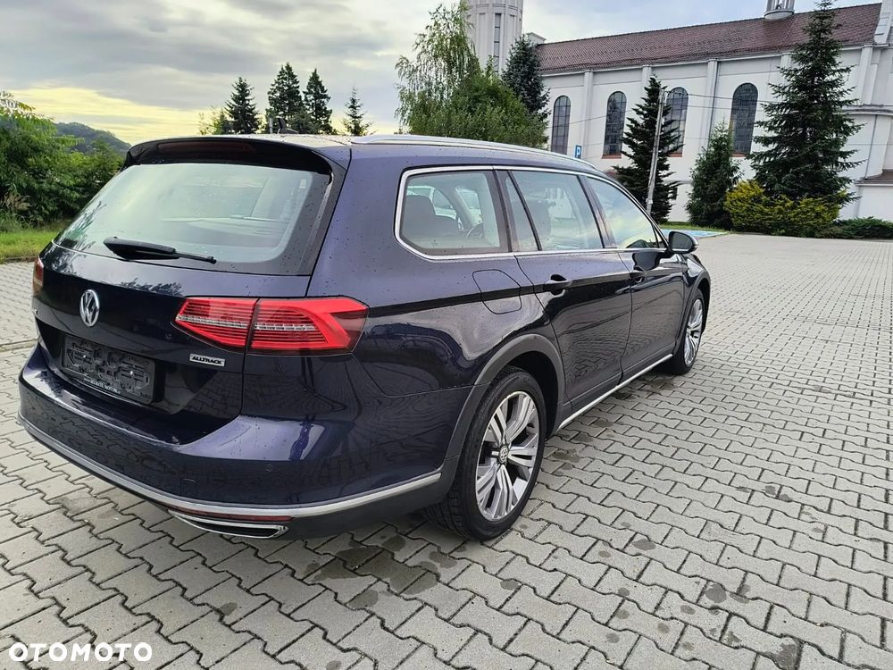 Volkswagen Passat - 15