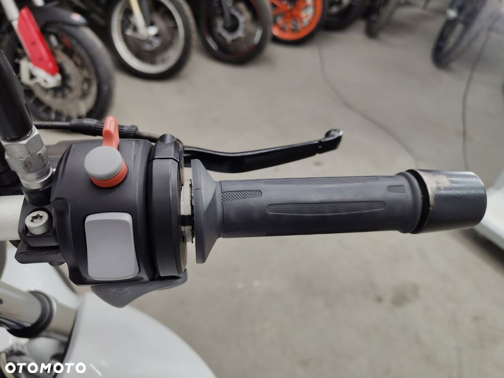 BMW R - 13