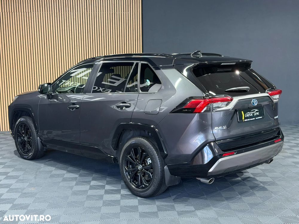 Toyota RAV4 - 7