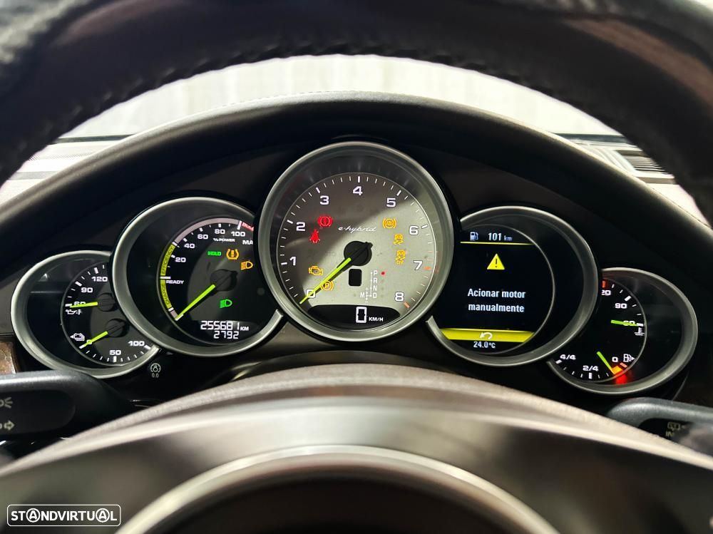 Porsche Panamera S E-Hybrid - 36