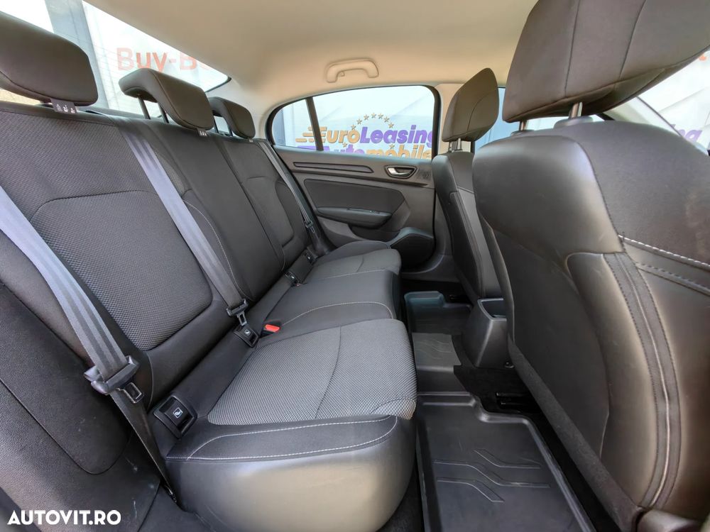 Renault Megane TCe 114 GPF Life - 17