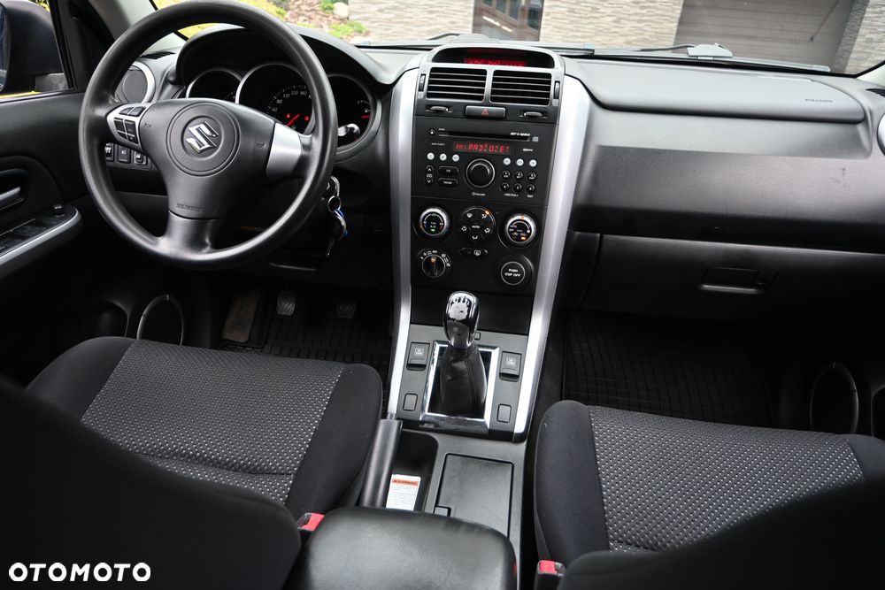 Suzuki Grand Vitara 1.9 DDiS - 18