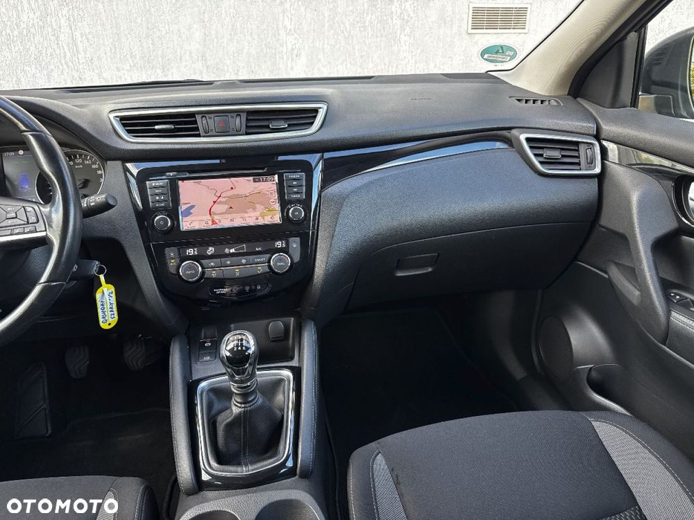 Nissan Qashqai 1.3 DIG-T Acenta - 22