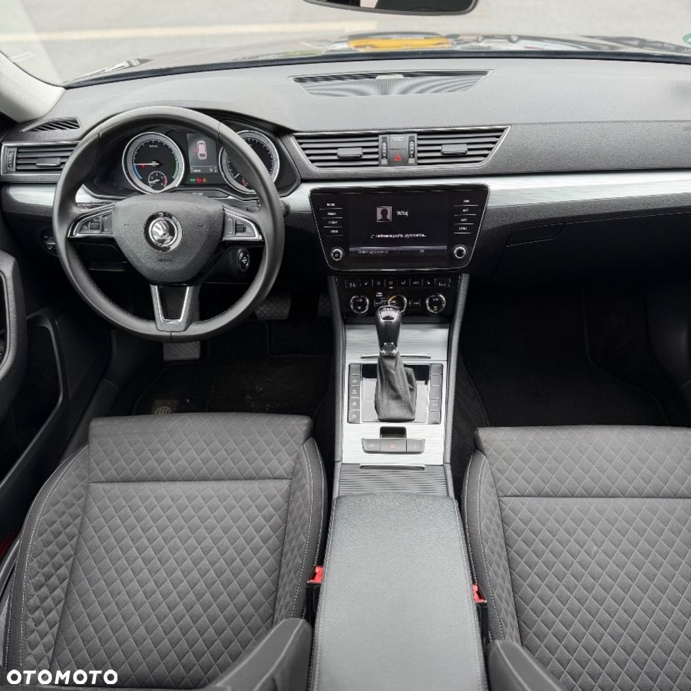 Skoda Superb - 19