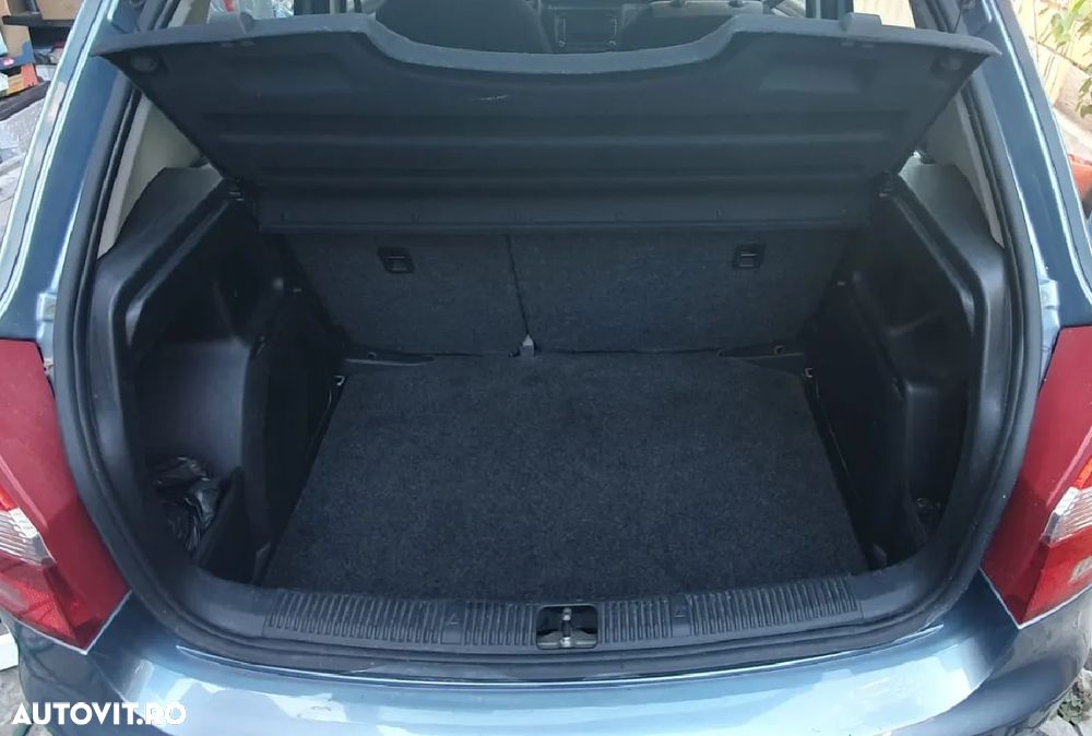 Skoda Fabia 1.2 HTP Ambiente - 14