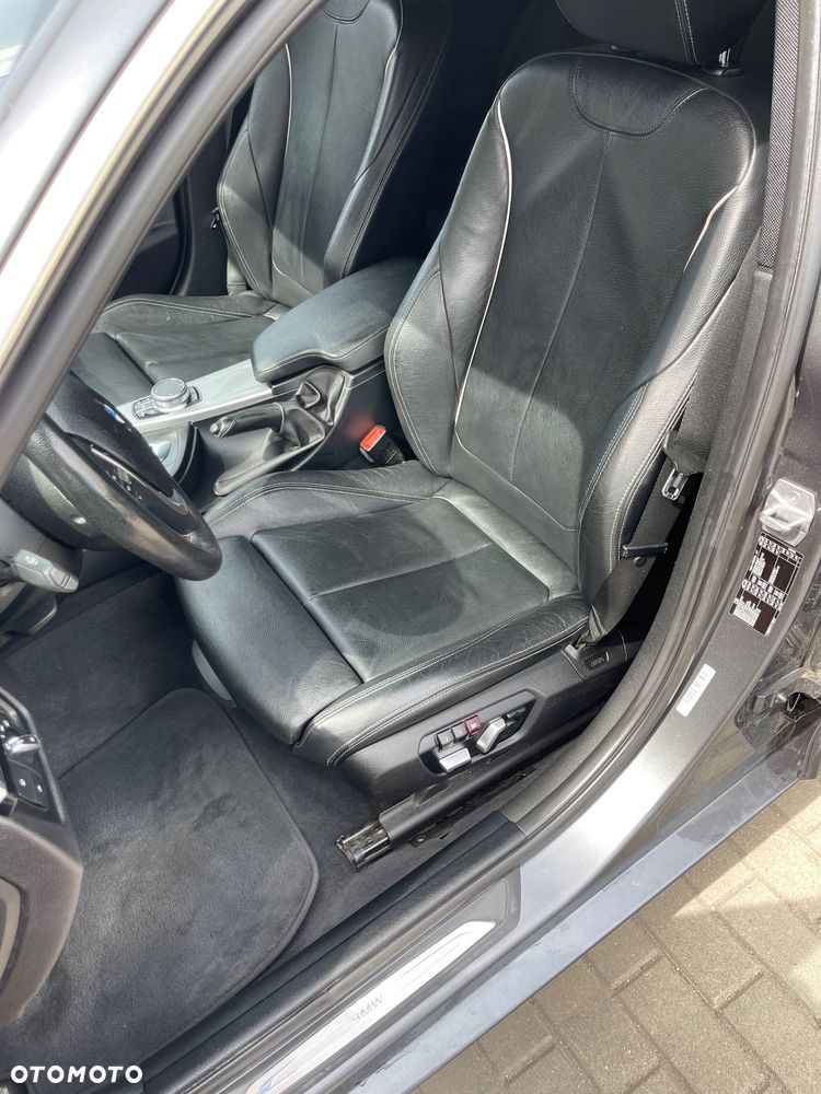 BMW Seria 3 318d Luxury Line - 9