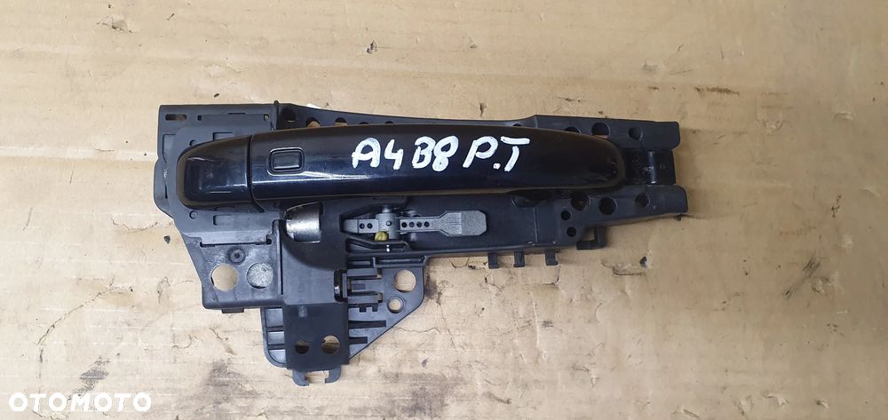 Klamka zewnętrzna prawy tył tylna prawa Audi A4 B8 - 1