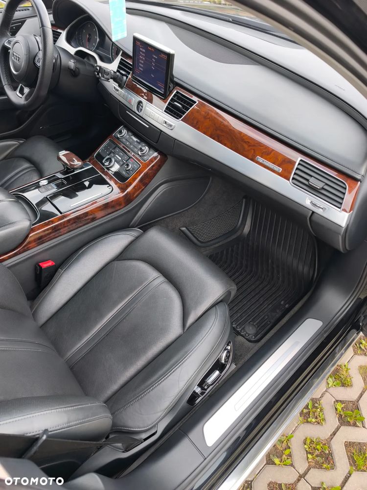 Audi A8 4.2 TDI Quattro - 11