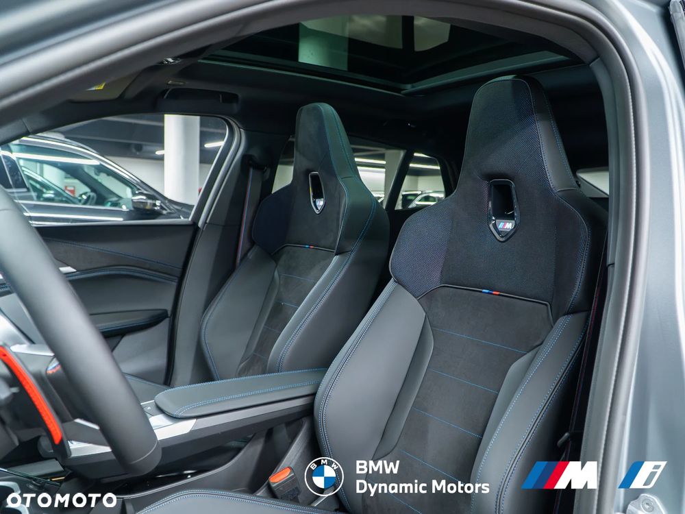 BMW X2 - 16