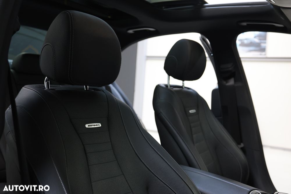 Mercedes-Benz E 300 de 4Matic 9G-TRONIC AMG Line - 11