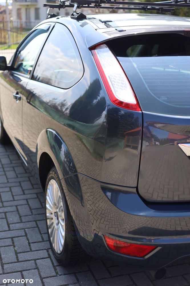 Ford Focus 1.8 Titanium - 14