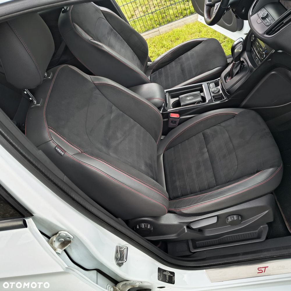 Ford Kuga 2.0 TDCi AWD ST-Line - 18