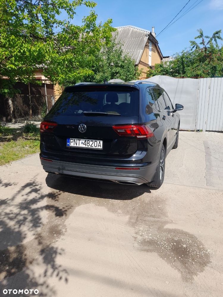 Volkswagen Tiguan Allspace - 4