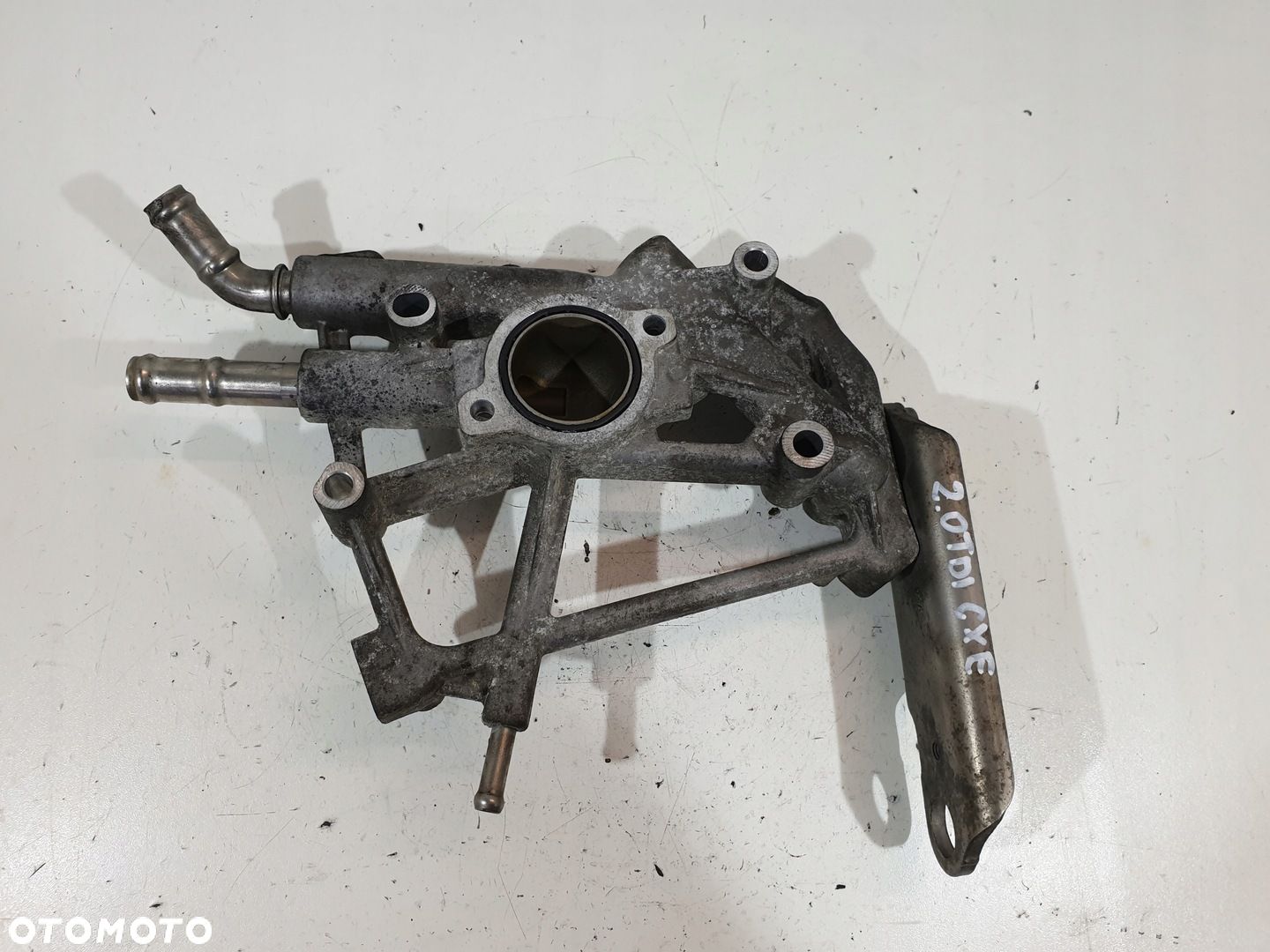 KRÓCIEC WODY 04L131425E VW T6 CRAFTER 2.0TDI CXE - 1