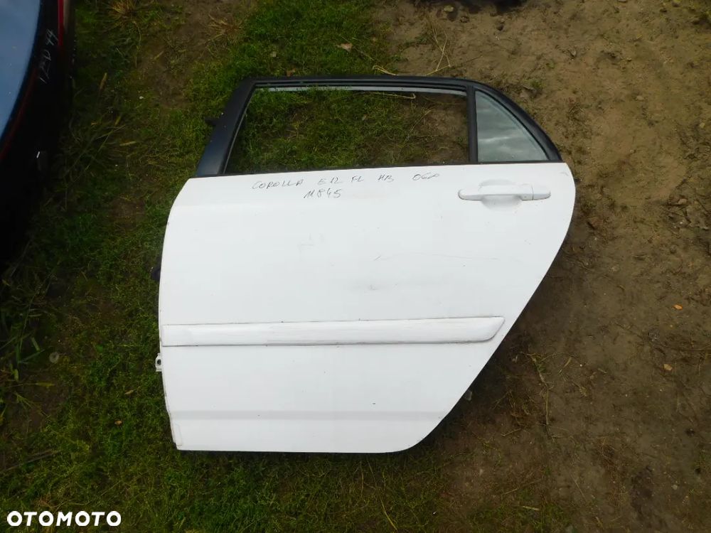 toyota corolla E12 FL HB drzwi kolor 068 nr 11845 WYSYŁKA - 1