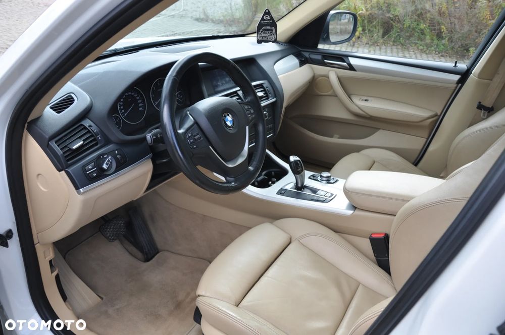 BMW X3 xDrive20d - 11