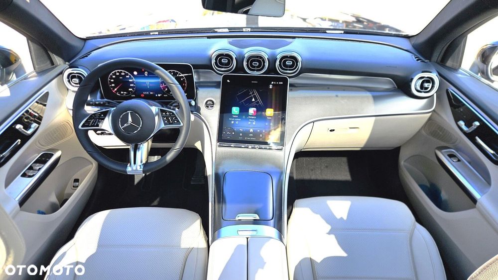 Mercedes-Benz GLC - 15