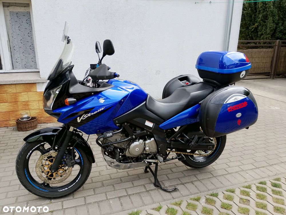 Suzuki V-STROM - 4